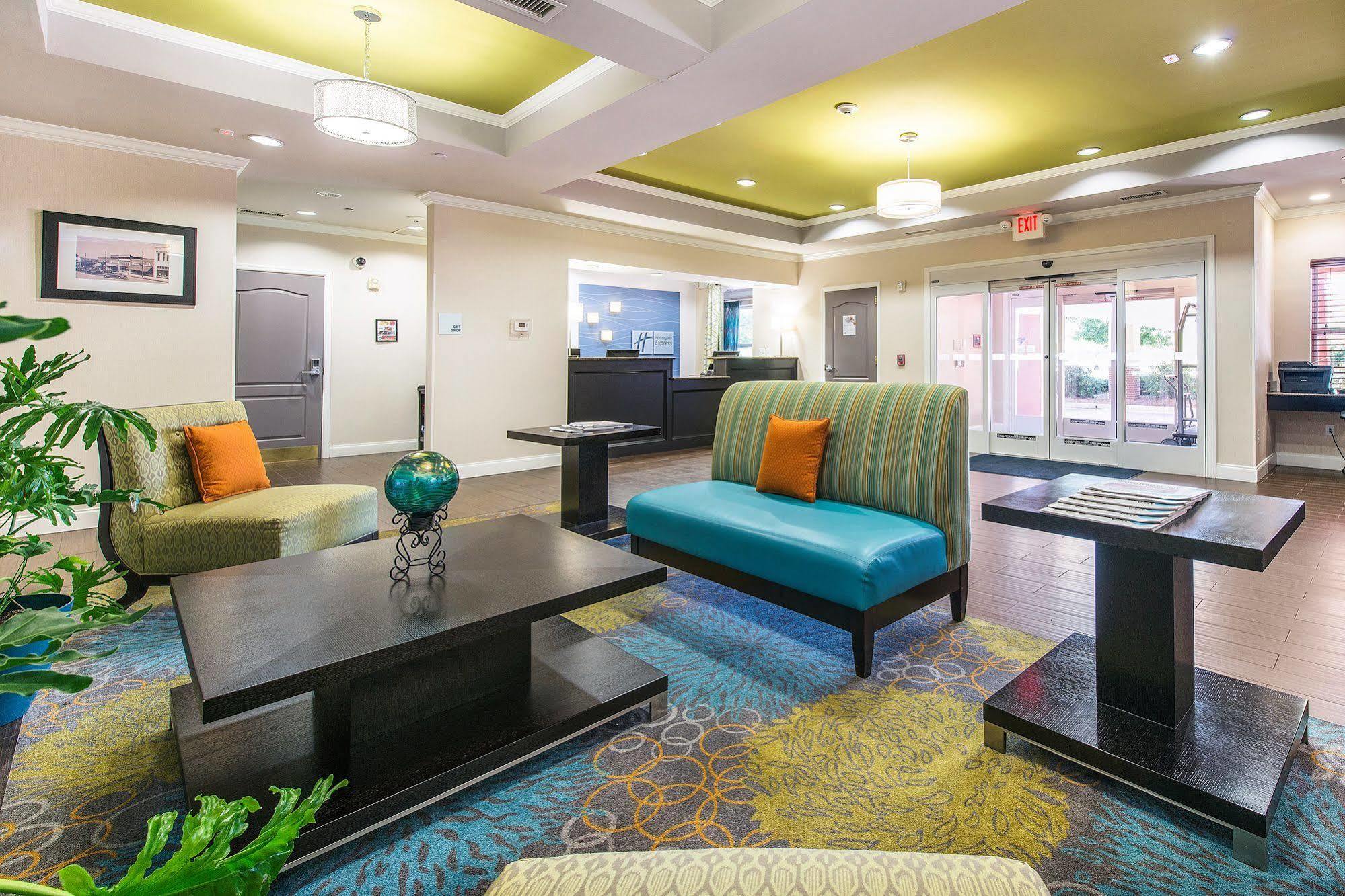 Holiday Inn Express Hotel & Suites Lagrange I-85 By Ihg Eksteriør bilde